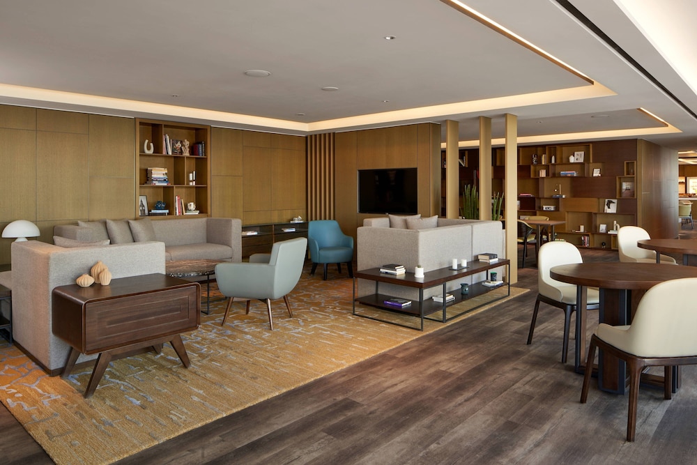 Club Room, 2 Double Beds - Photo 5