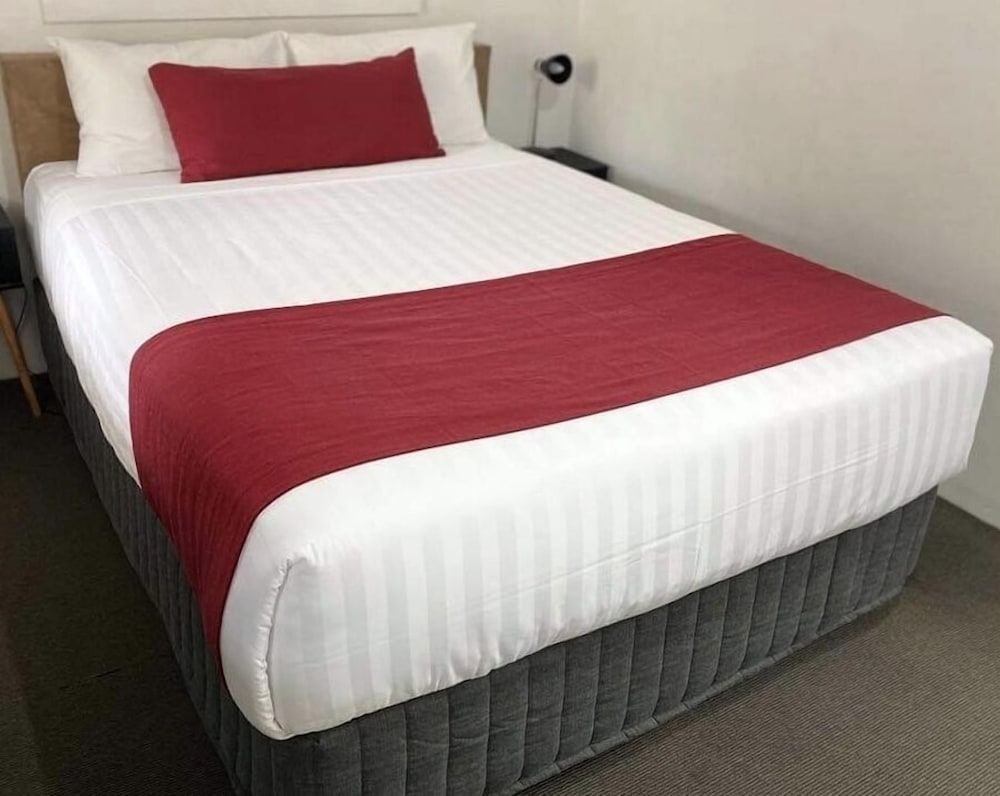Standard Room, 1 Bedroom, Roll-in Shower