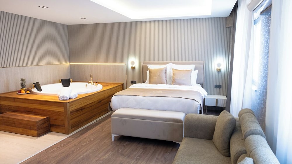 Deluxe Double Room photo 2