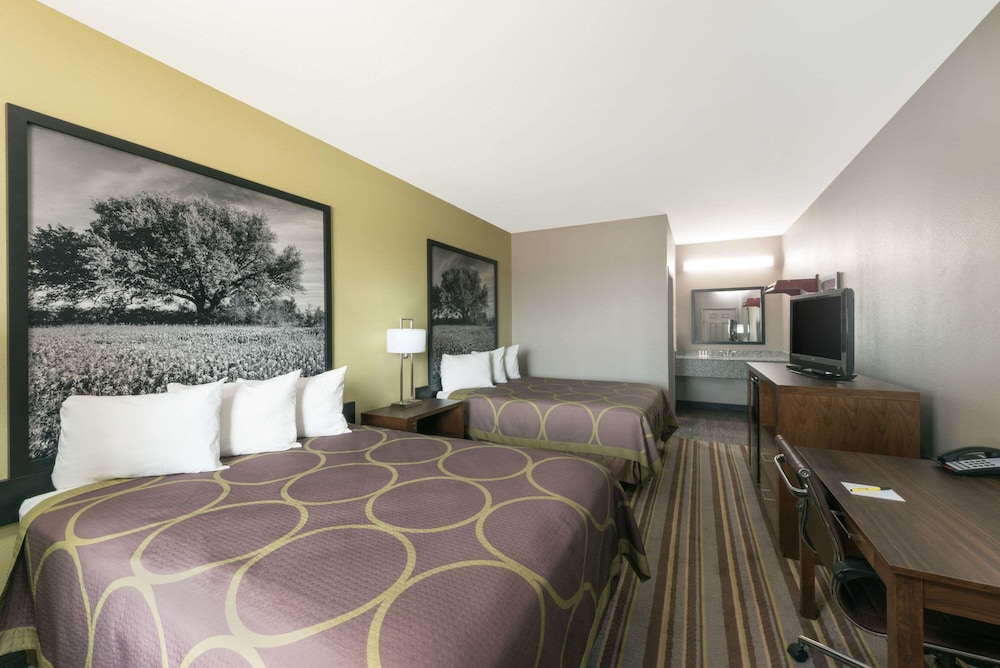 Room, 2 Queen Beds, Non Smoking photo 3