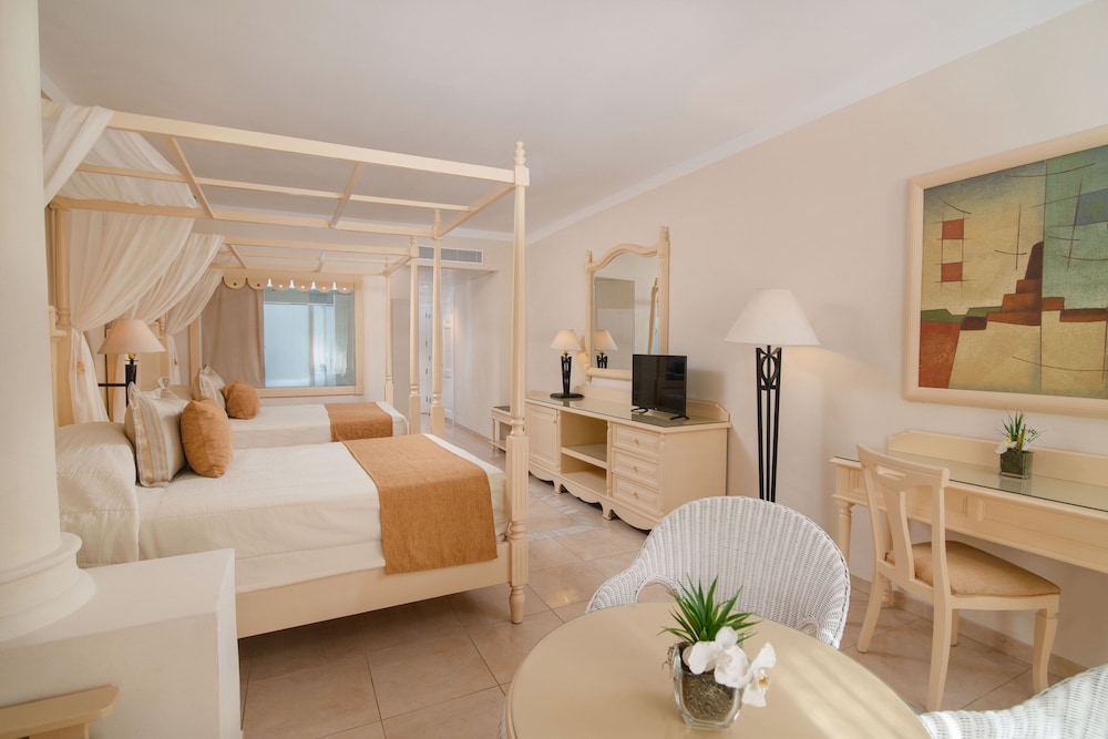 Junior Double Room (Superior) photo 2