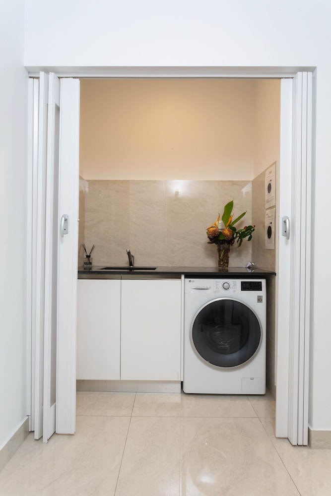 Premium Apartment thumbnail 5