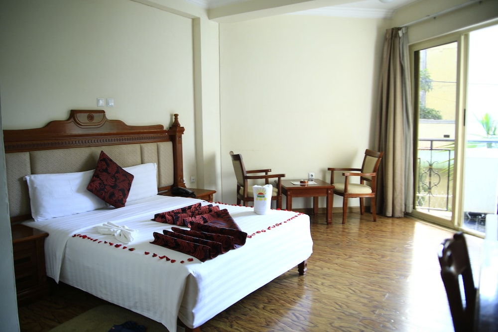 Executive Suite photo 1