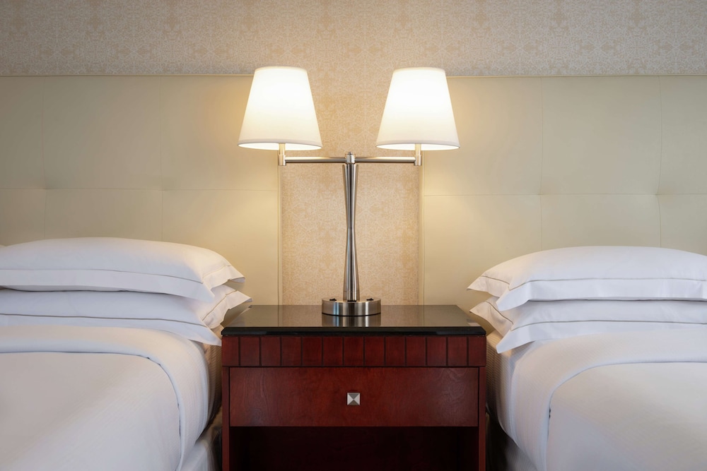 Executive Room, 2 Queen Beds, Non Smoking
