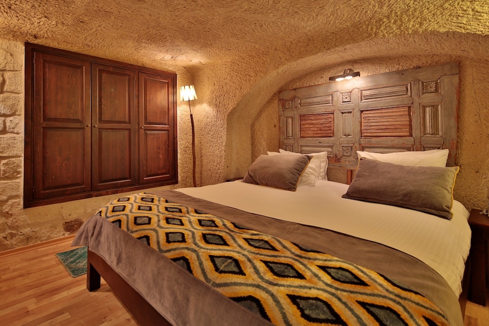 Comfort Double Room, Private Bathroom, Ground Floor photo 2