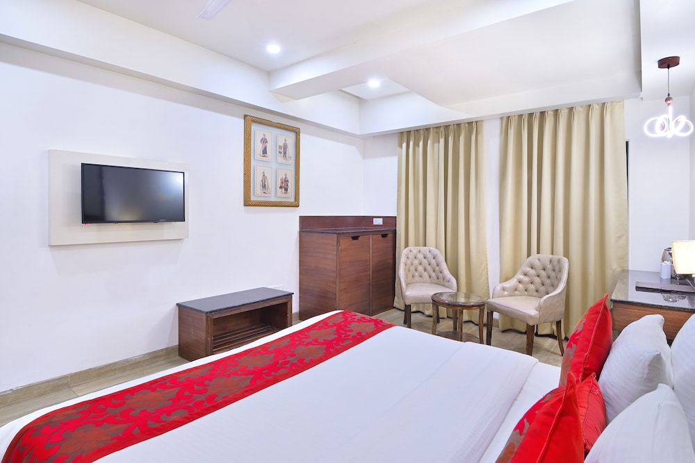 Suite Room - Photo 5