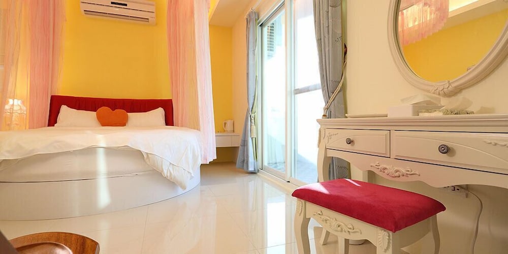 Honeymoon Double Room (Love) photo 2
