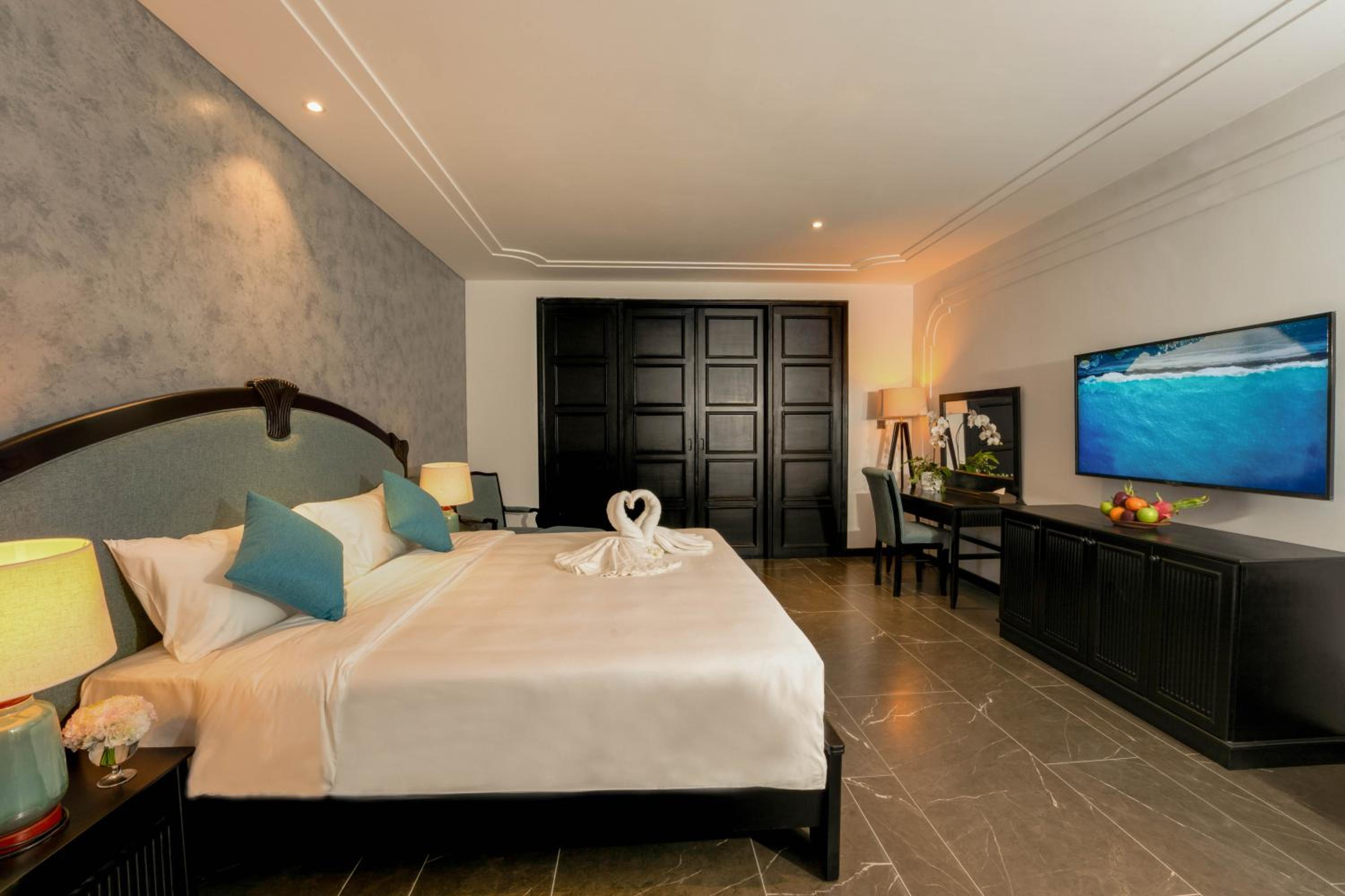 Double Room with Sea View - Photo 7