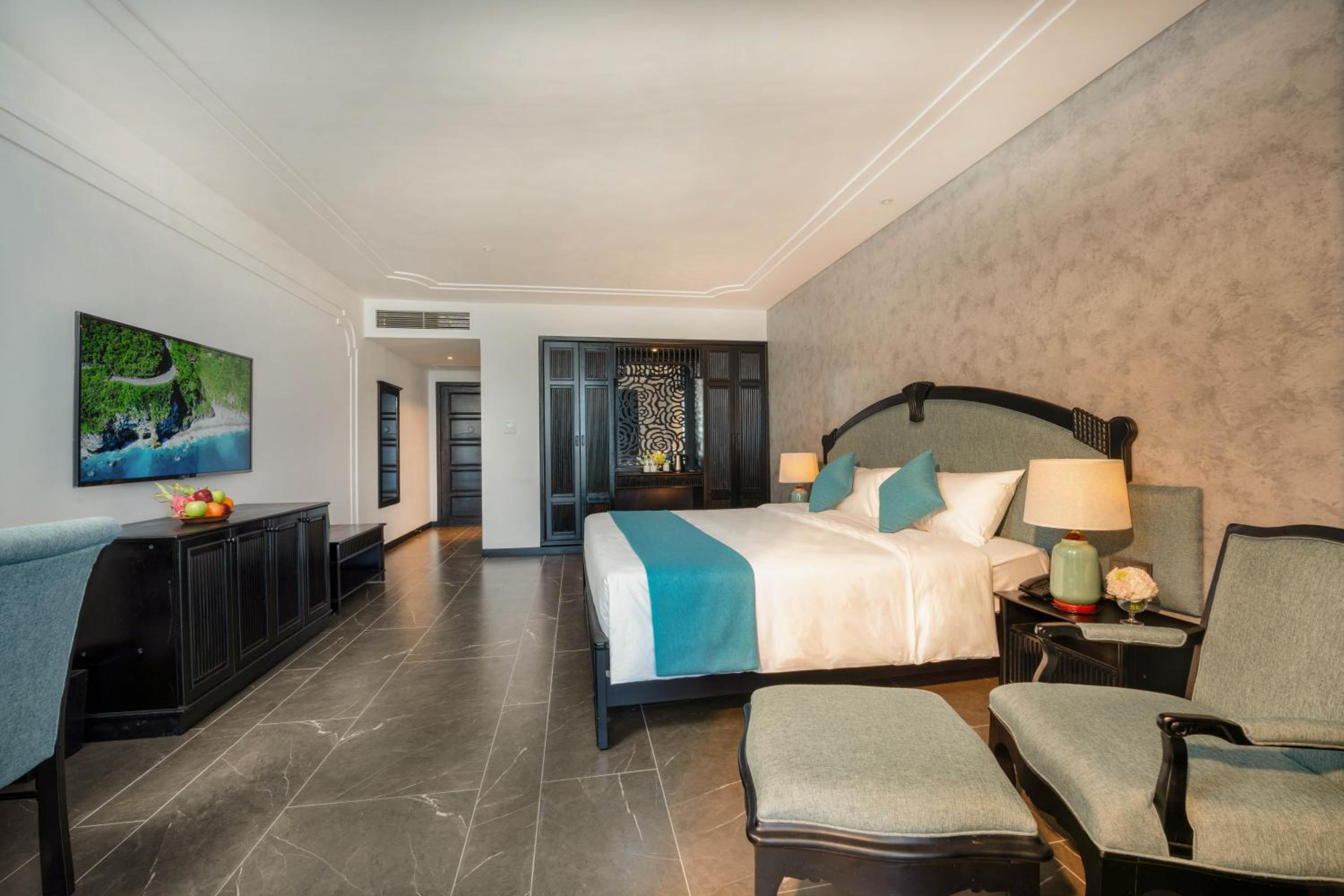 Double Room with Sea View - Photo 11