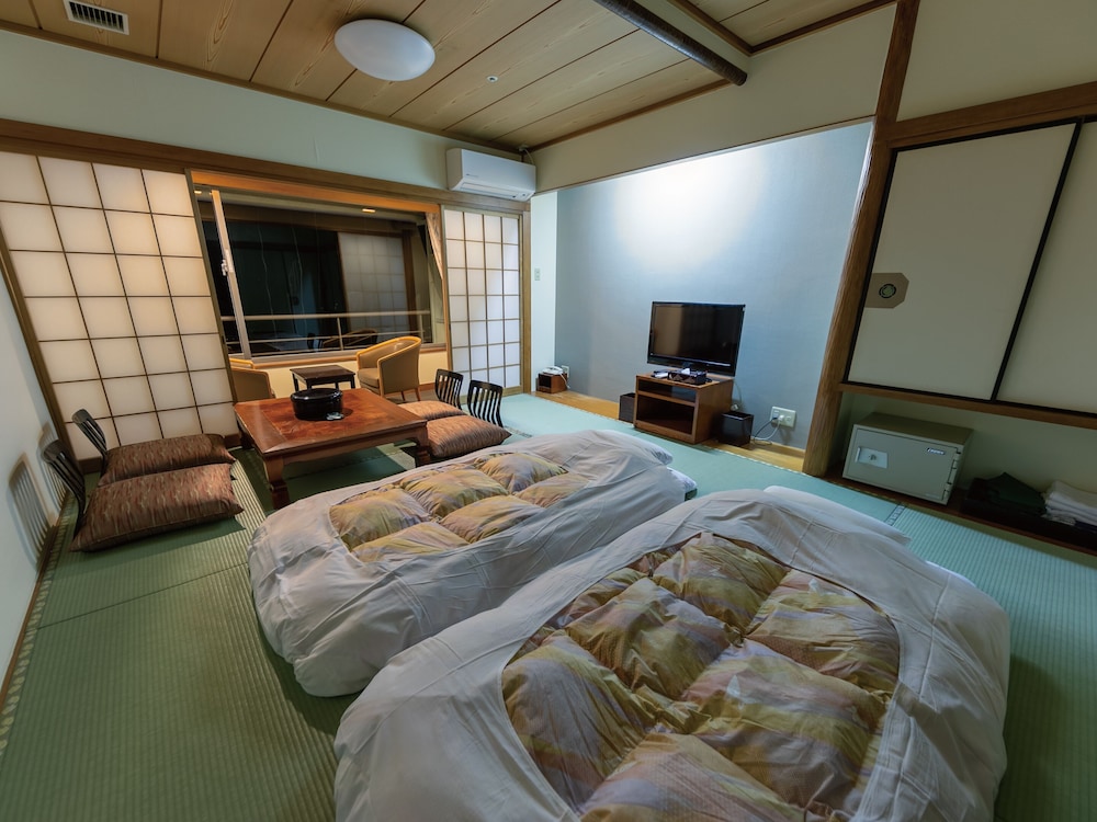 Standard Room - Photo 10