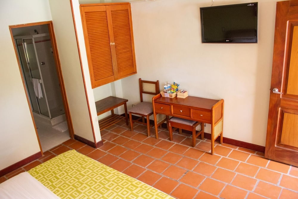 Triple Room photo 2