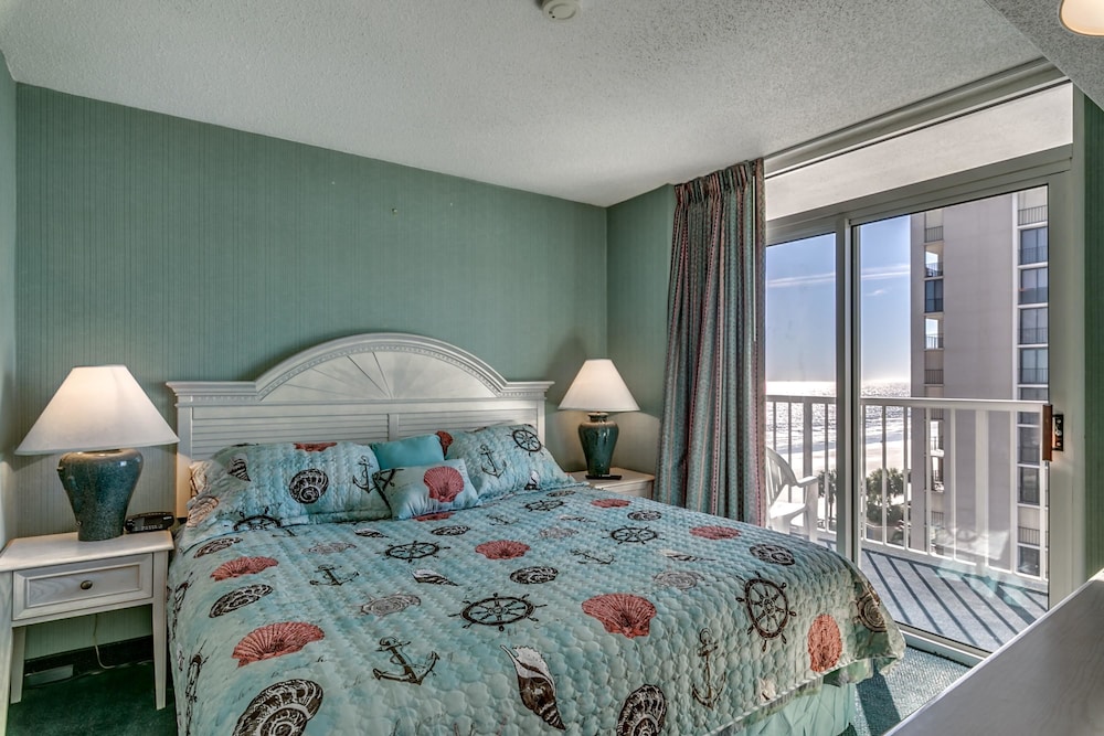 Condo, 2 Bedrooms, Beach View