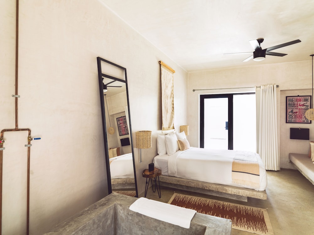 Room (Baja Room) - Photo 1
