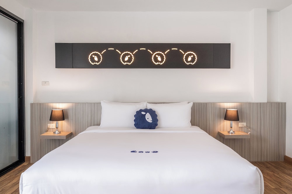 Standard Double Room, Balcony, City View