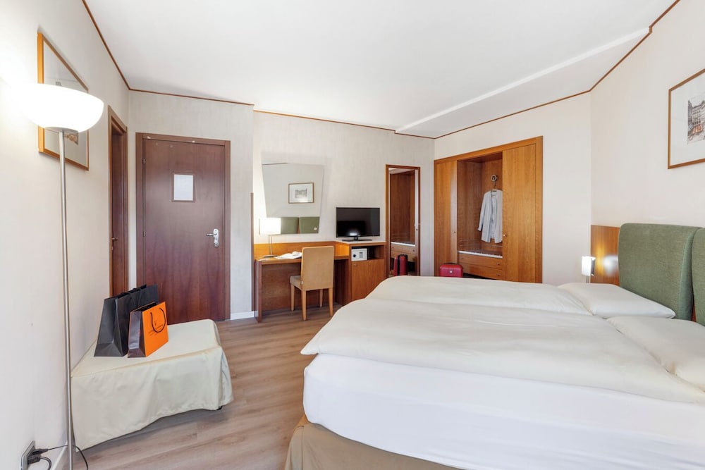 Delfino Suite photo 1