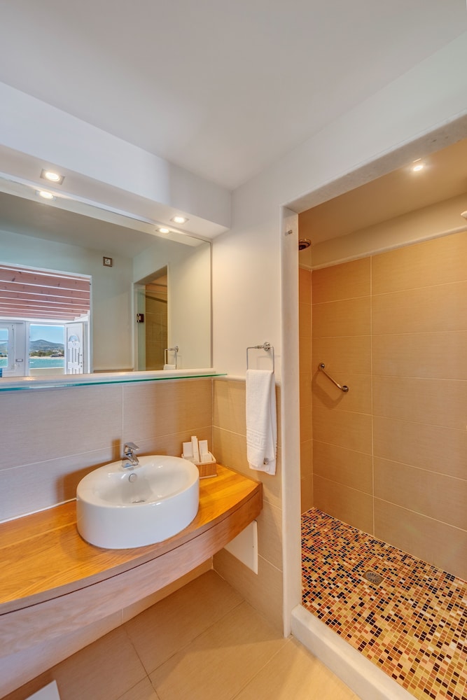 Suite, Sea View photo 2