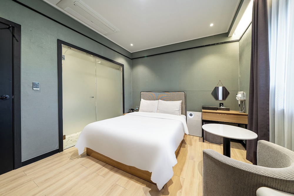 Deluxe Double Room, Park View photo 2