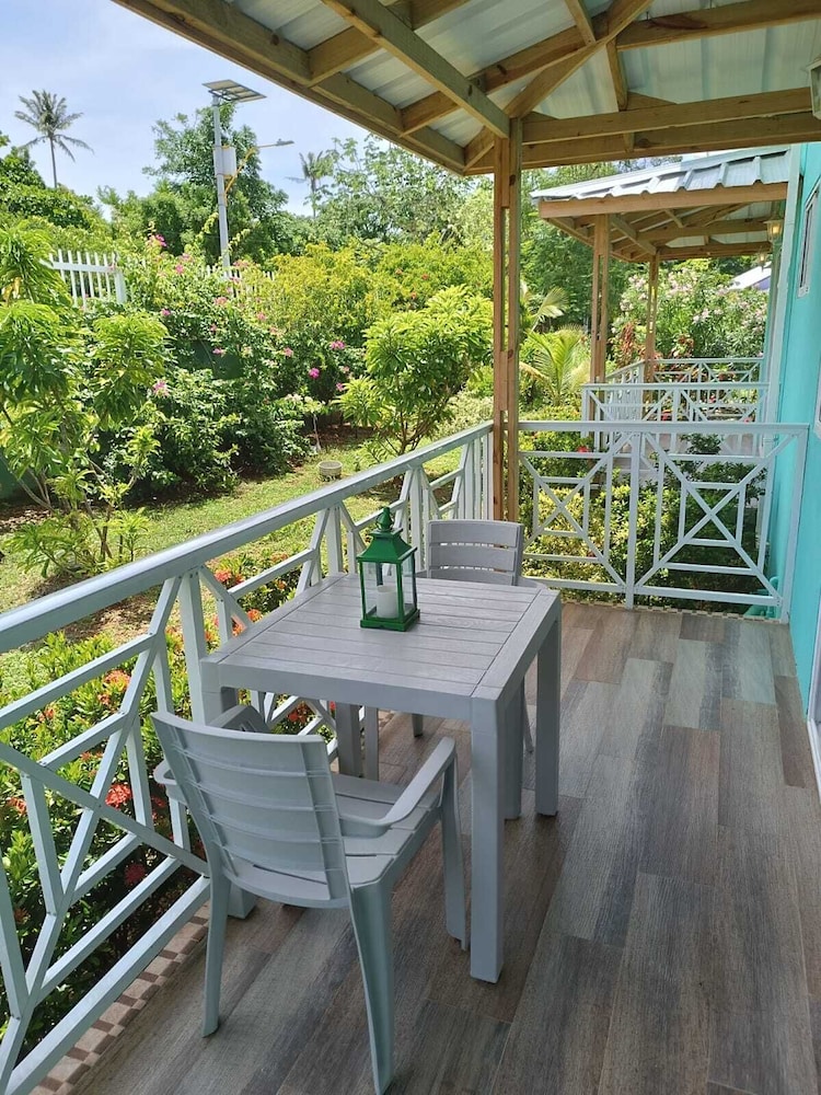 Deluxe Double Room, 1 Bedroom, Balcony, Partial Ocean View photo 3