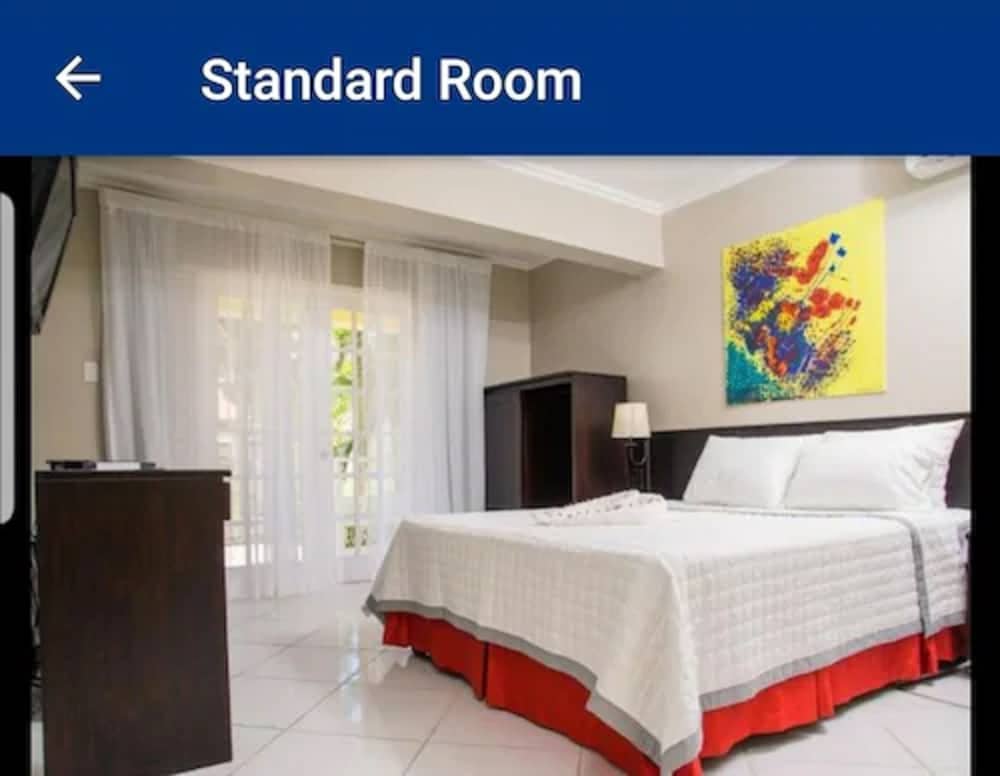 Standard Room photo 2