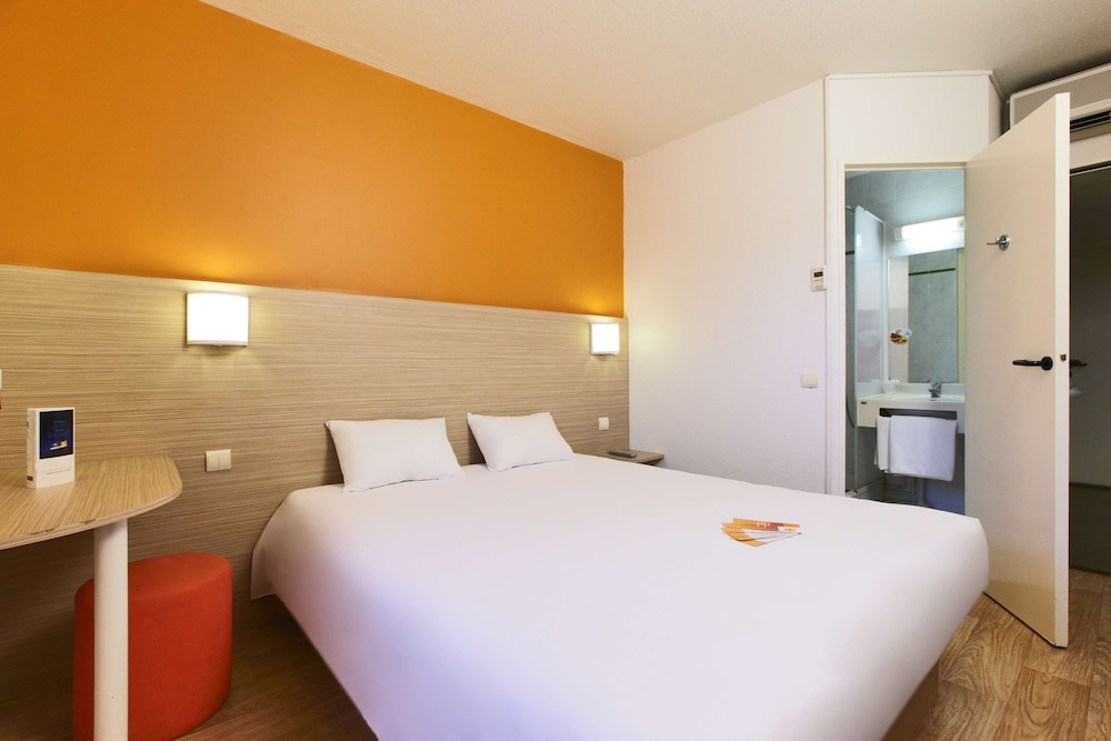 Standard Room, 1 Double Bed - Photo 1