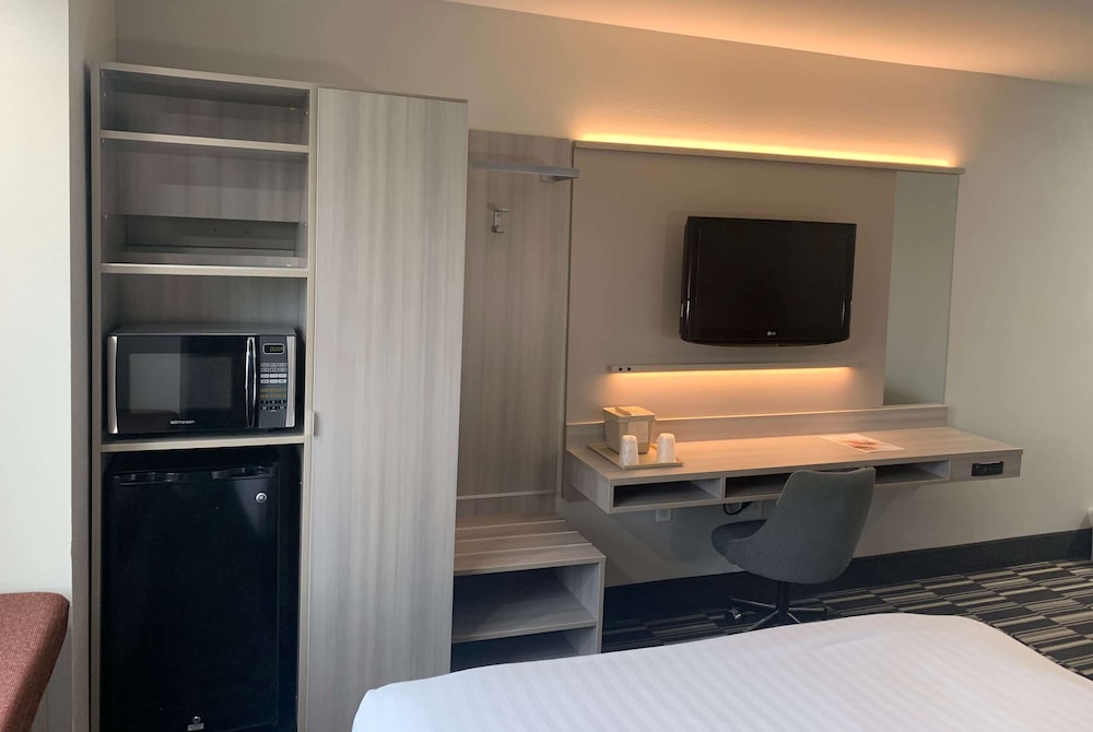 Microtel Inn by Wyndham Charlotte Airport, Zdjęcie 4