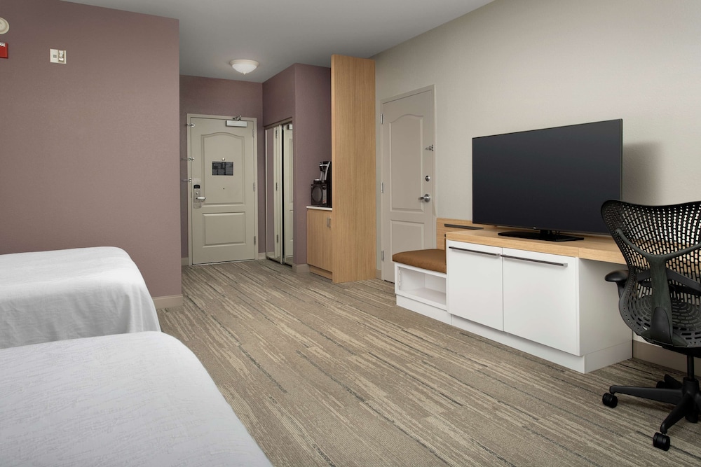 Room, 2 Queen Beds, Accessible - Photo 2