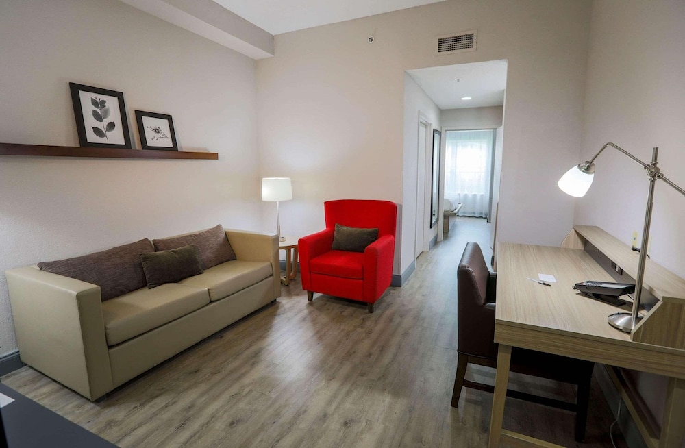 Suite, 1 Bedroom, Non Smoking photo 1