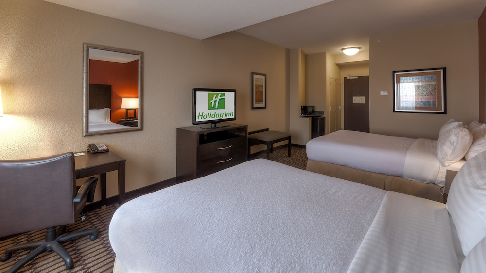 Standard Room, 2 Queen Beds - Photo 1