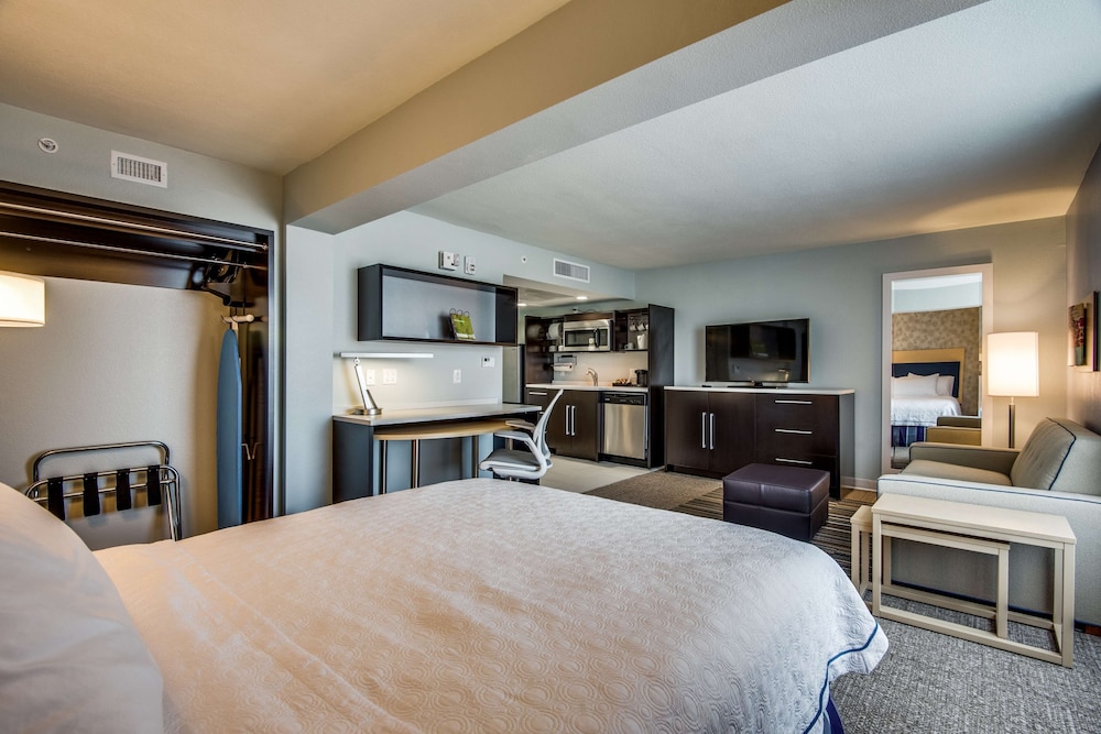 Studio, 1 Queen Bed, Accessible, Bathtub (Mobility & Hearing) - Photo 2