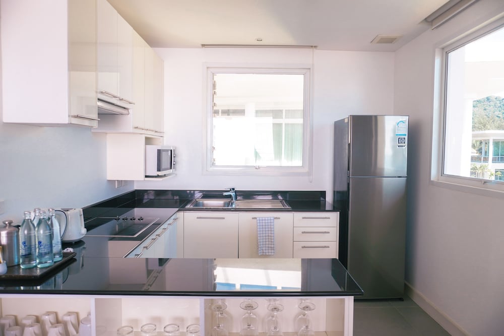 Family Two-Bedroom Garden Residence - Photo 4