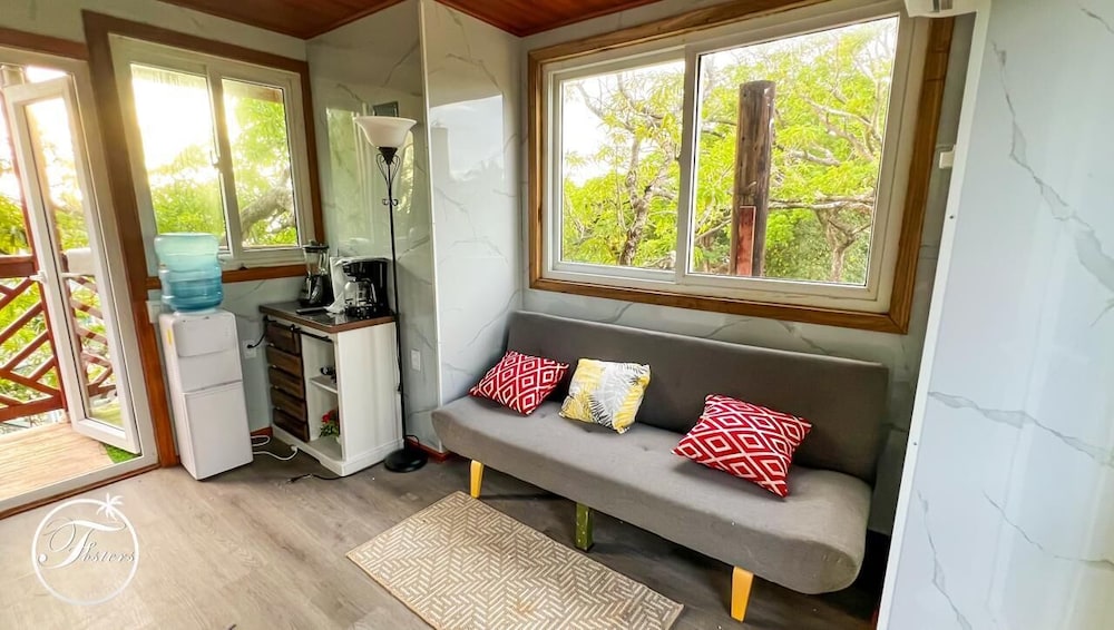 Luxury Tree House photo 2