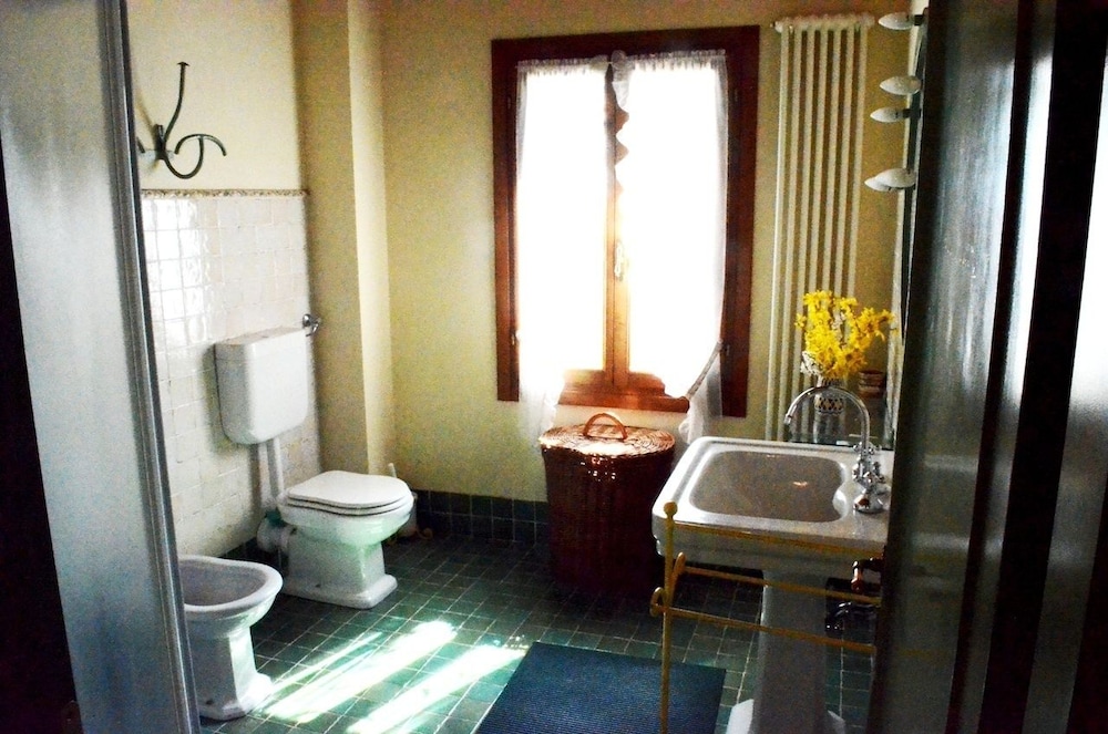 Apartment, 2 Bedrooms, Non Smoking photo 2