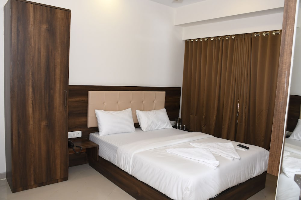 Standard Room - Photo 8