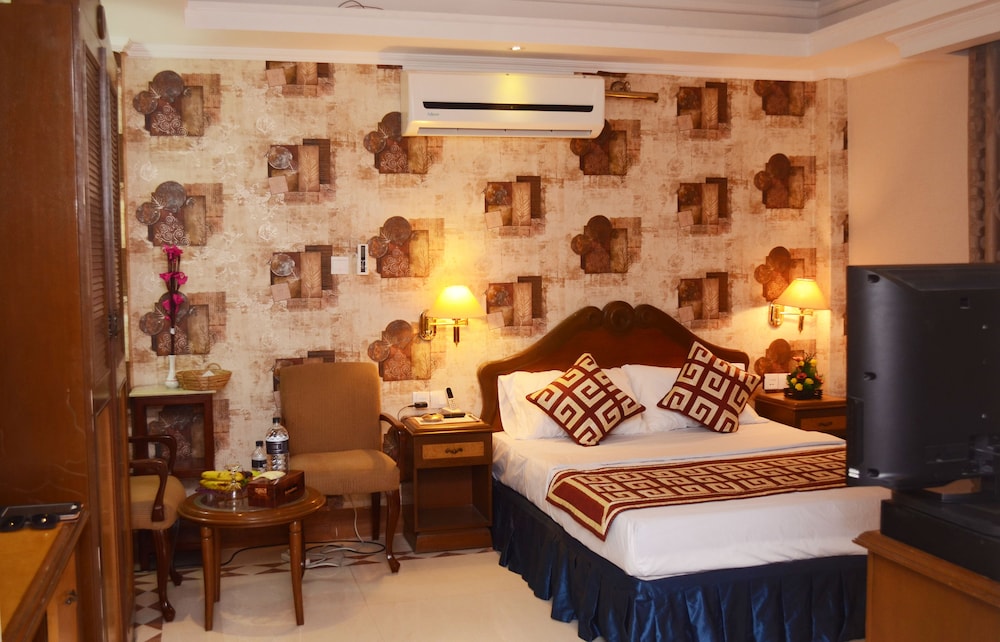 Deluxe Double Room photo 2