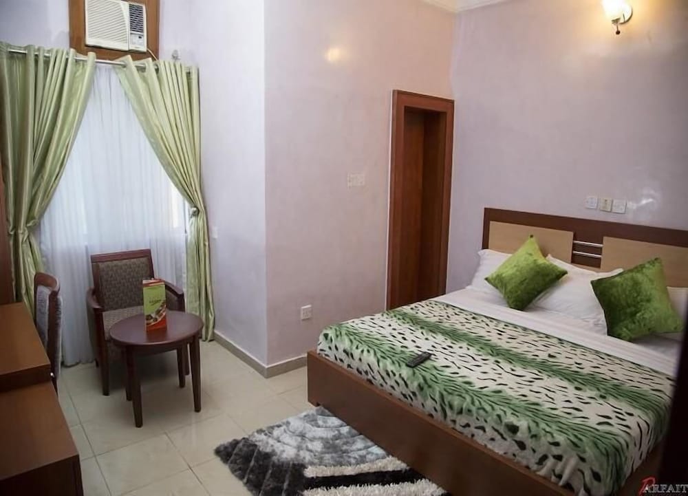 Royale Suite photo 3