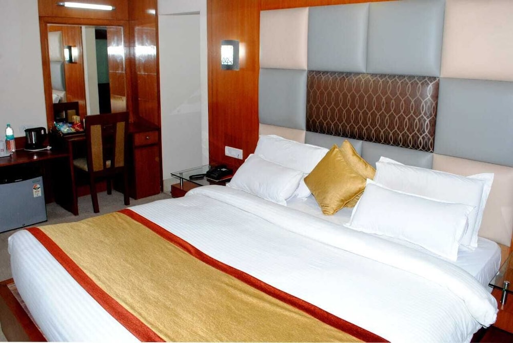 Deluxe Room - Photo 1