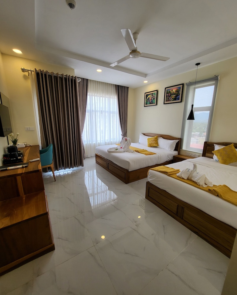 Standard Twin Room - Photo 4