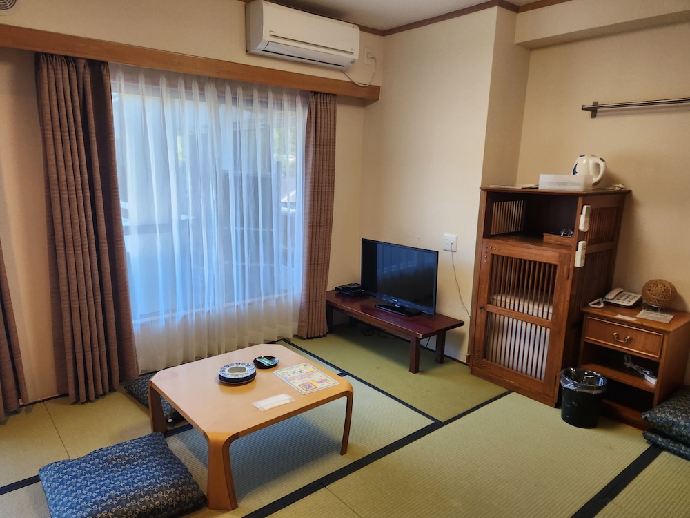 Japanese Western Style Room photo 2
