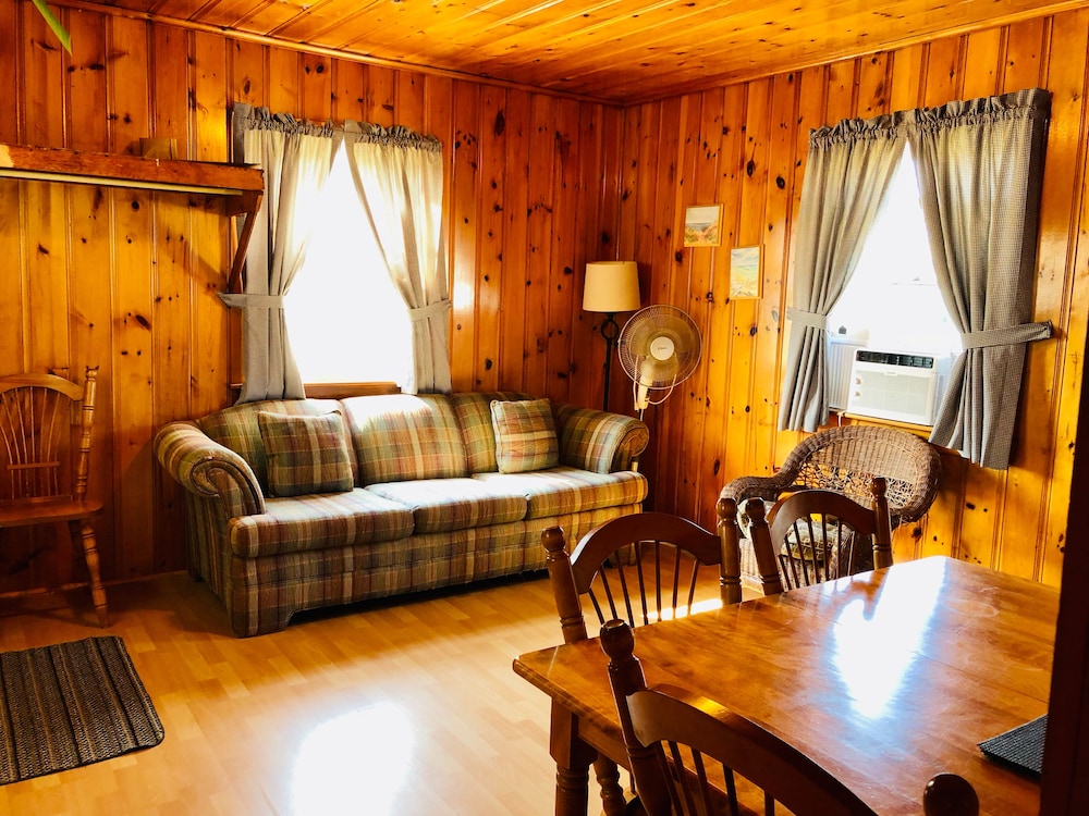 Family Cottage, 2 Bedrooms, Kitchen, Courtyard View photo 3