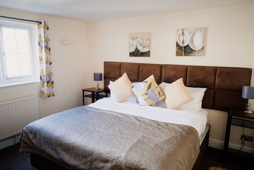 Standard Double Room, Ensuite (Double Room) photo 2