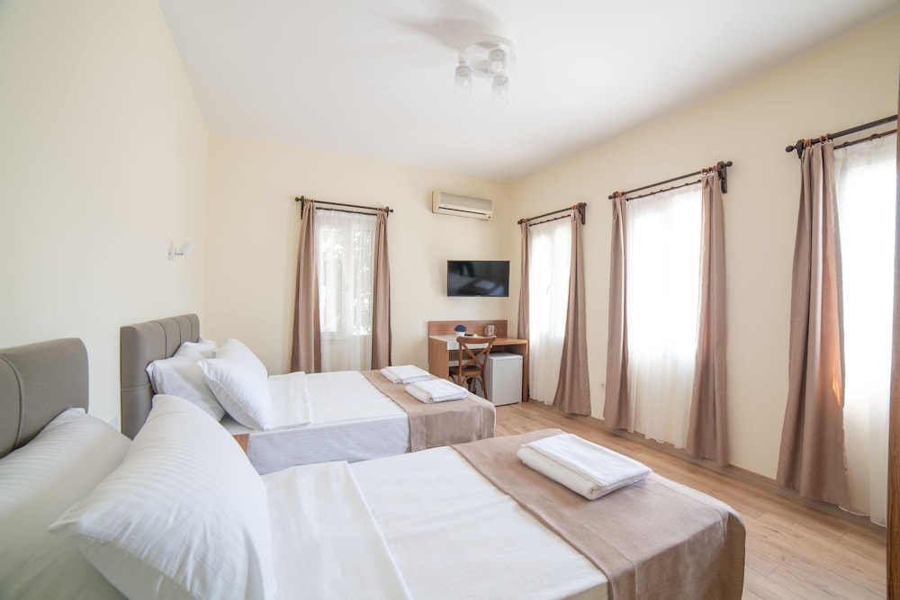 Standard Double Room photo 1