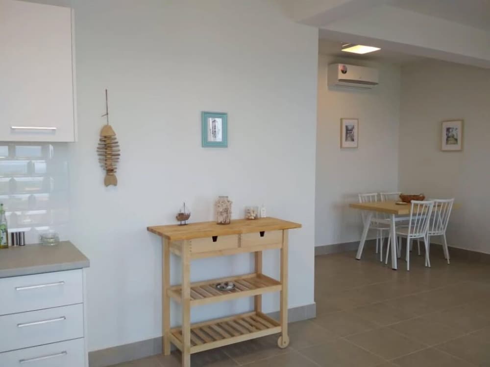Apartment, 2 Bedrooms, Sea View (Almond) photo 2