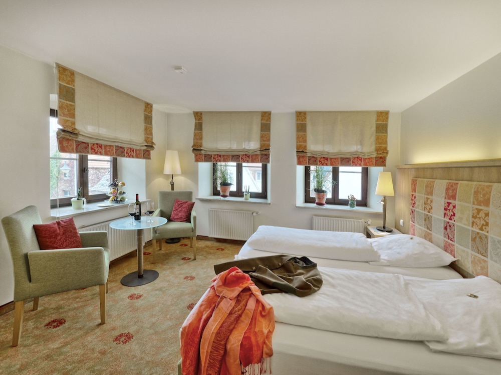 Standard Double Room photo 2