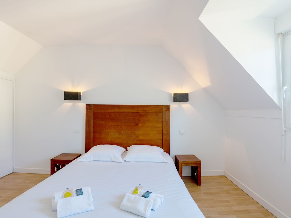 Apartment 1 room + 1 sleeping area (5 persons)