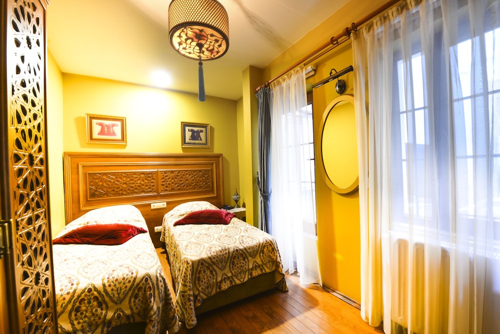 Standard Twin Room photo 1