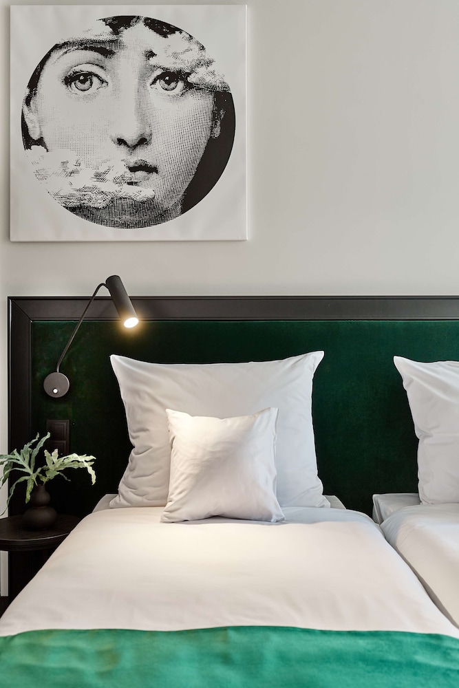 Superior Room, 2 Twin Beds, Non Smoking - Photo 4