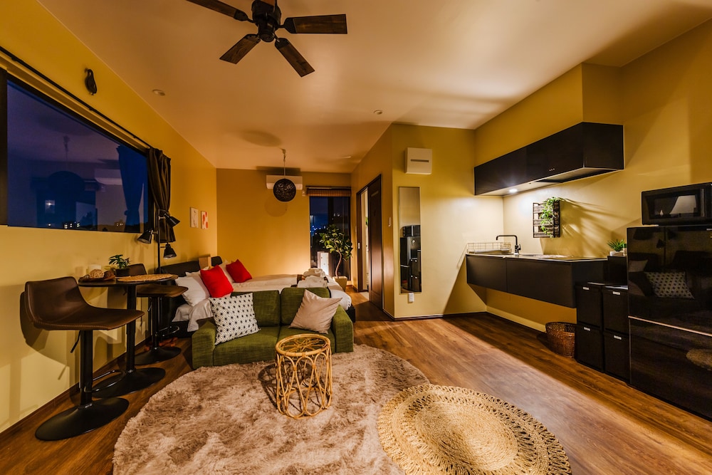 Basic Twin Room, Non Smoking, Sea View photo 2