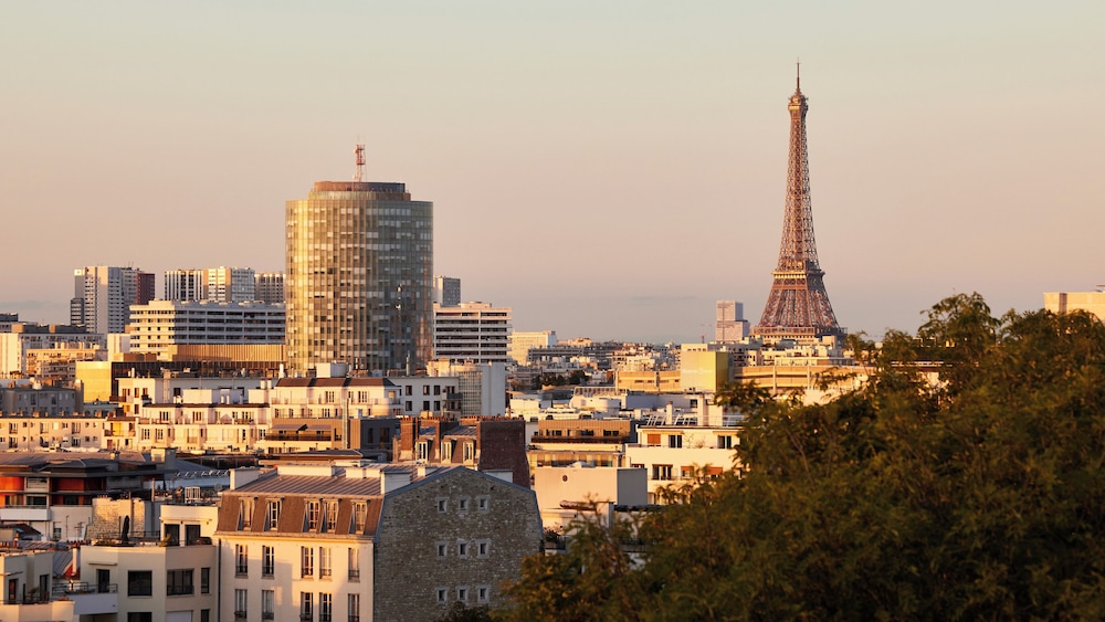 Junior Suite, 1 King Bed, Tower (Eiffel Tower View) - Photo 3