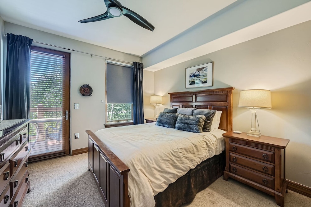 Condo, 1 Queen Bed With Sofa Bed, Balcony, Mountain View (Highland Greens Escape)