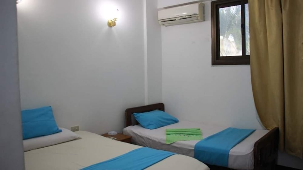 Deluxe Room, Private Bathroom (Back Side) photo 1